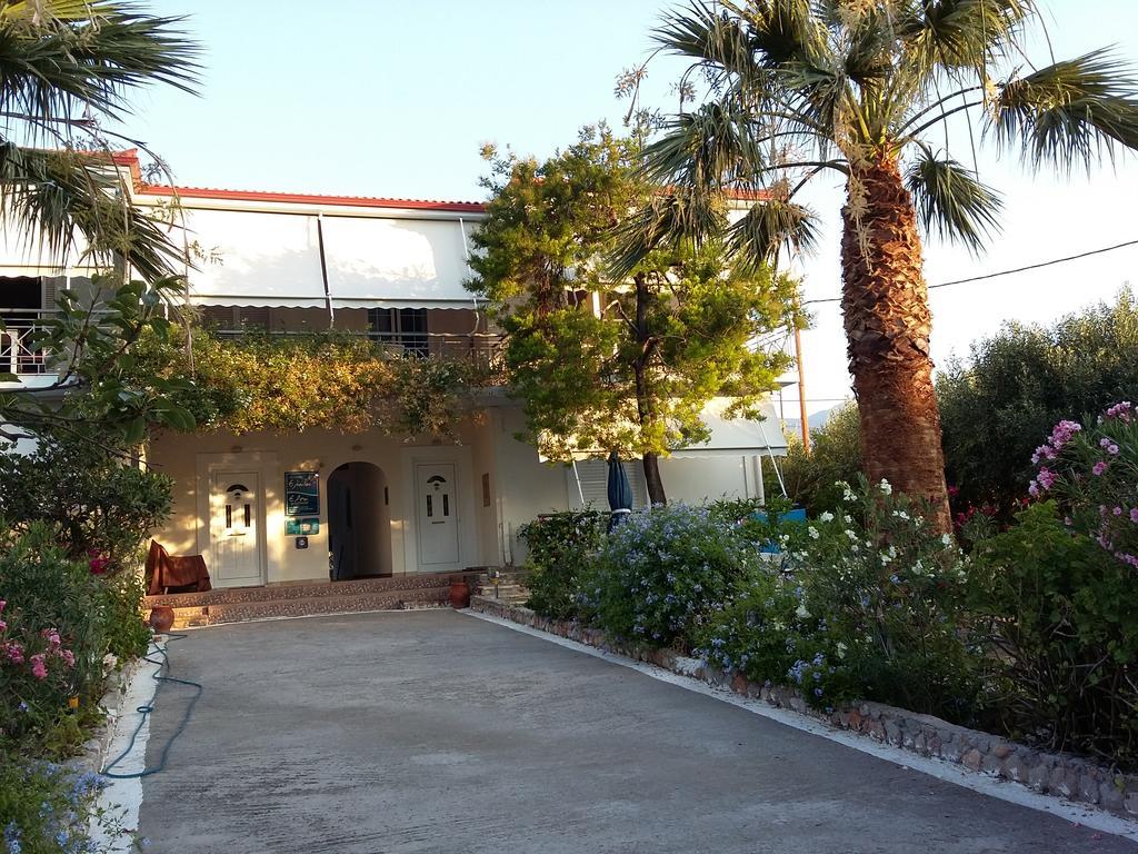 Elea Guesthouse Galaxídhion 외부 사진